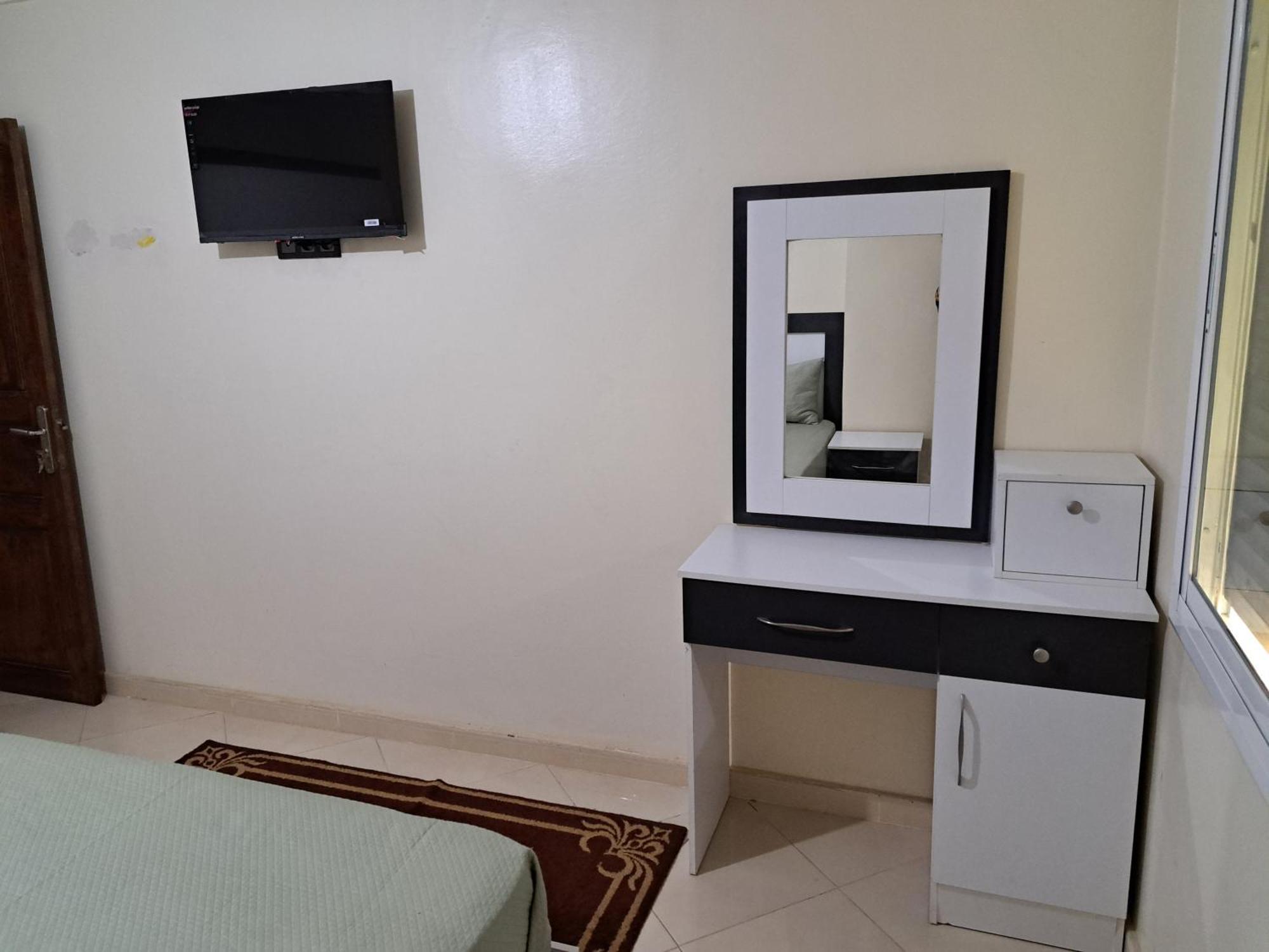 ليلى شقة مفروشة للكراء سلوان Appartement Selouane Buitenkant foto